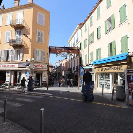 Apartment Zone Pietonne, 3 Chambres, 3 Sdb Cannes