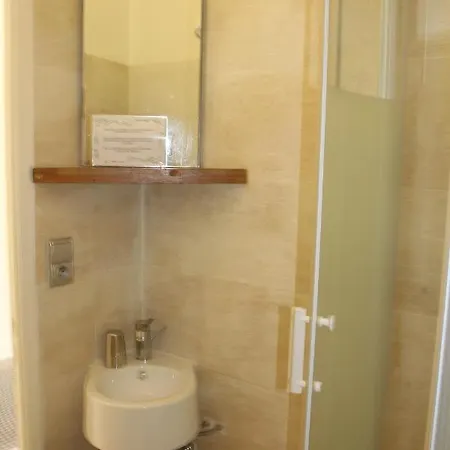 Apartment Zone Pietonne, 3 Chambres, 3 Sdb Cannes